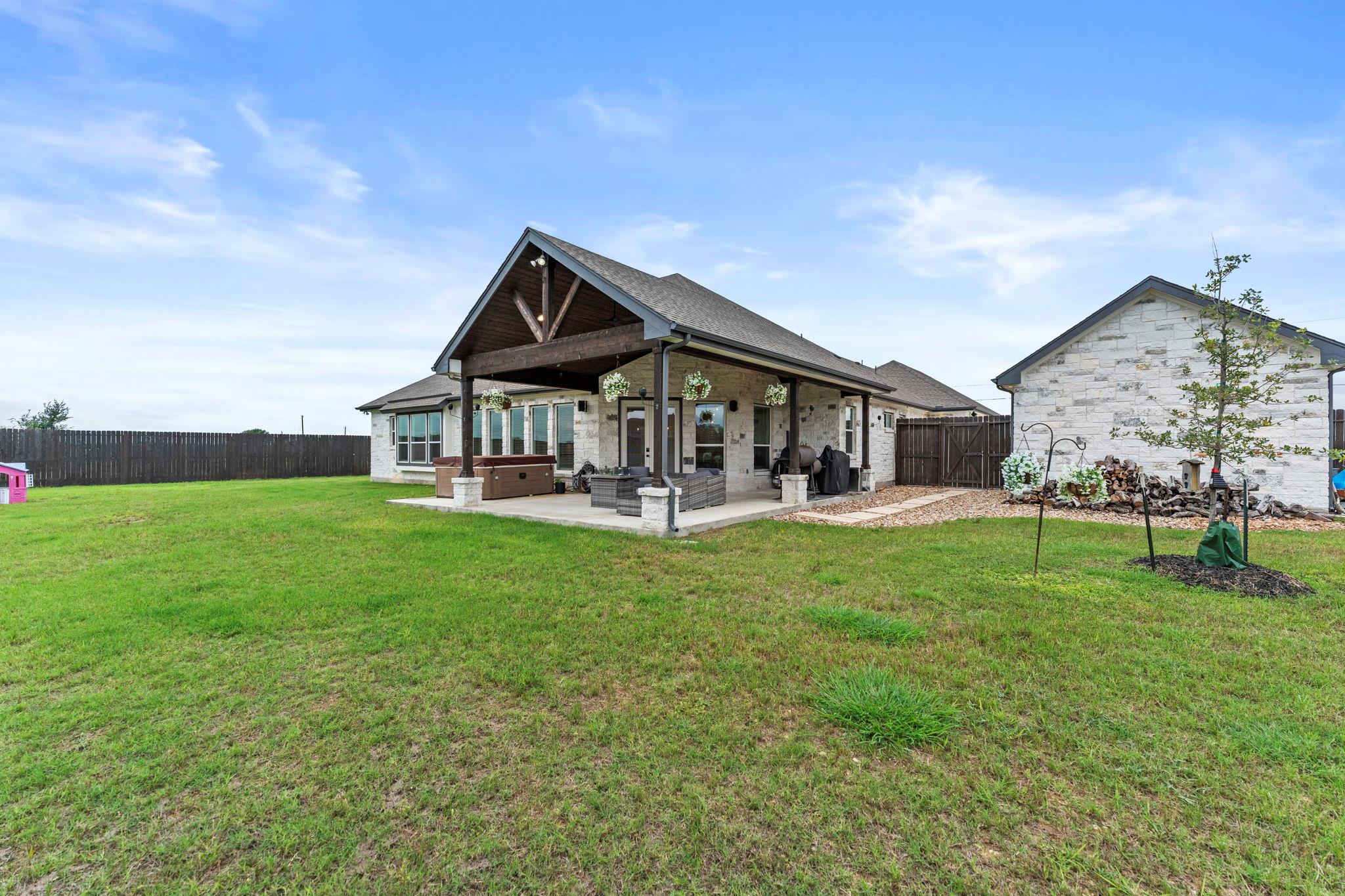 140 Gustav LN
