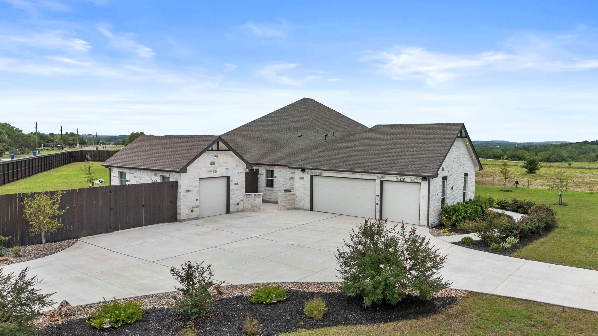 140 Gustav LN