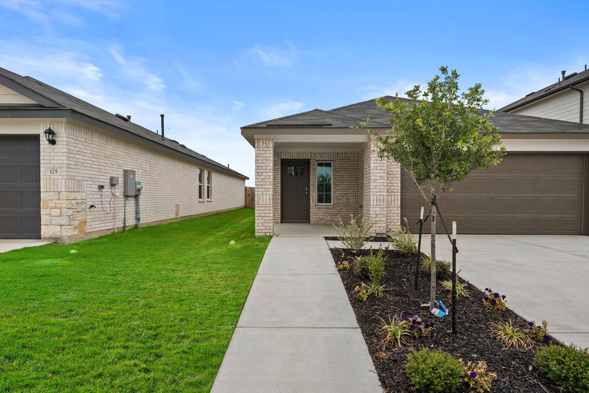 129 RAYMONDVILLE PATH