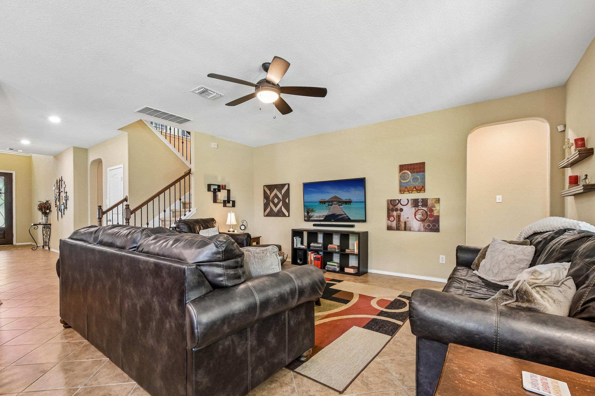 1601 Bovina DR