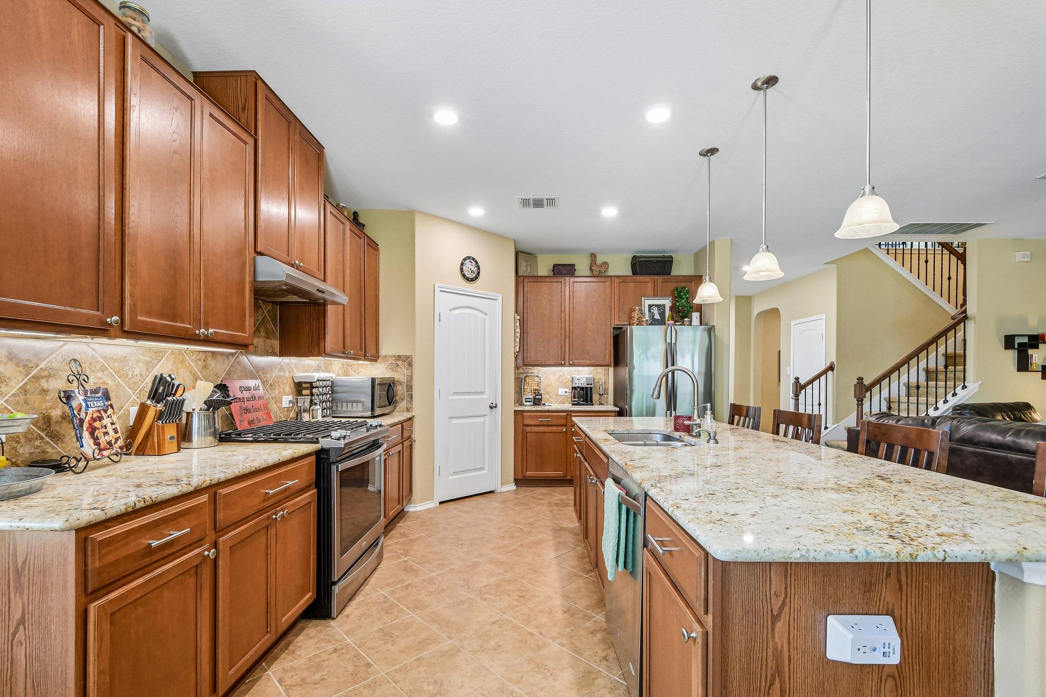 1601 Bovina DR