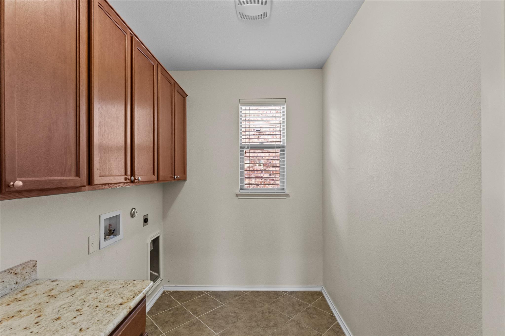 1601 Bovina DR