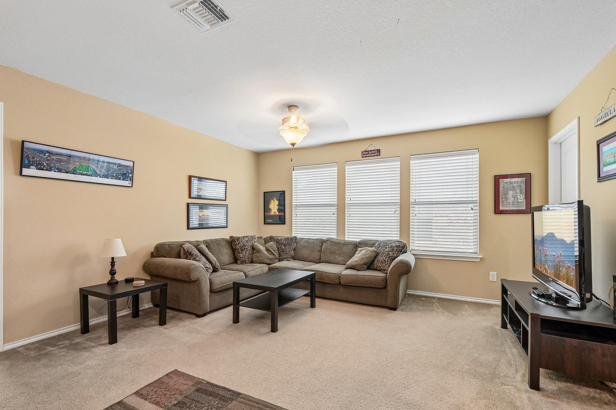 1601 Bovina DR