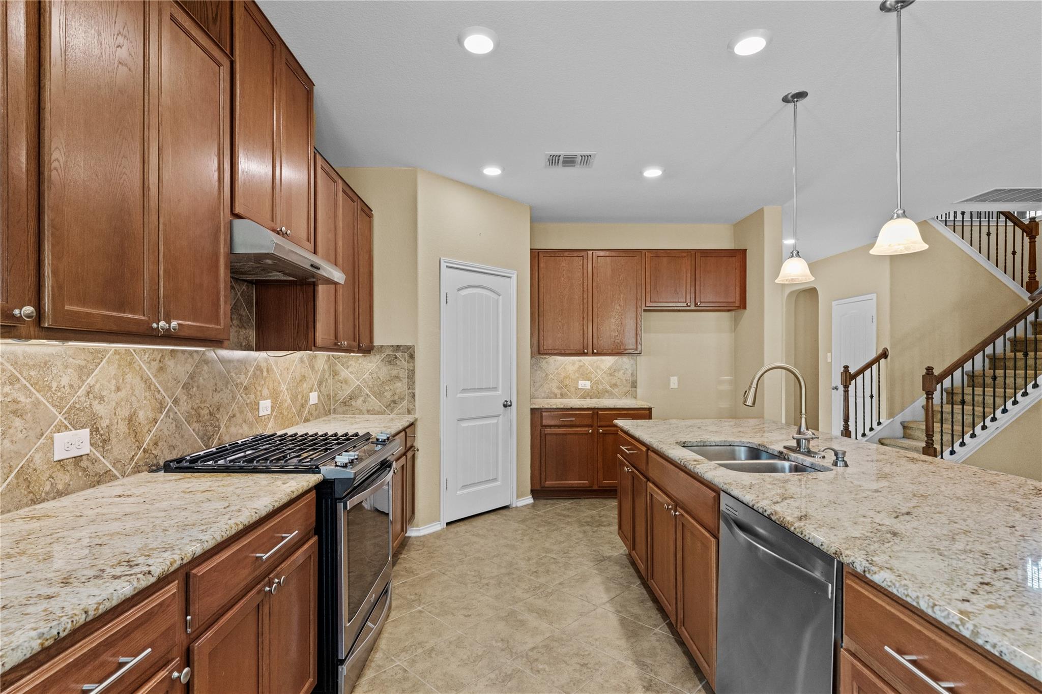 1601 Bovina DR