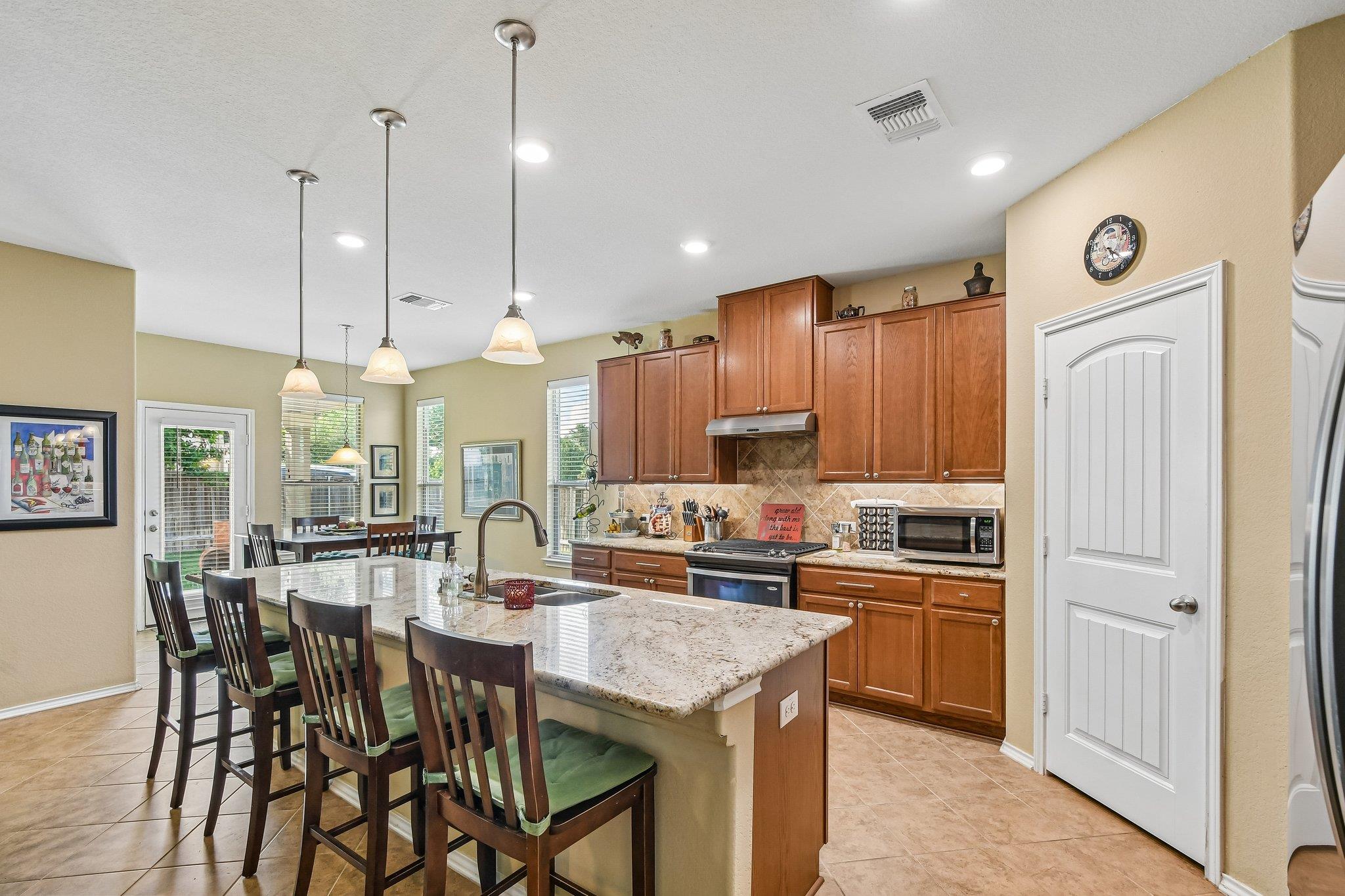 1601 Bovina DR