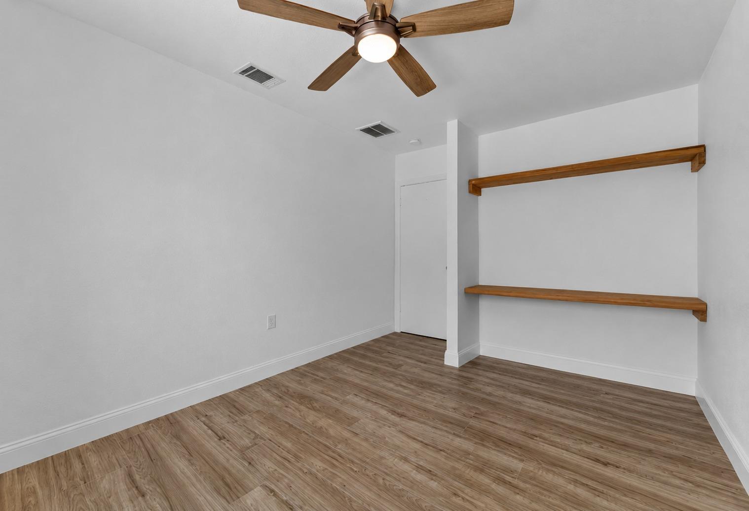 308 River Hills DR