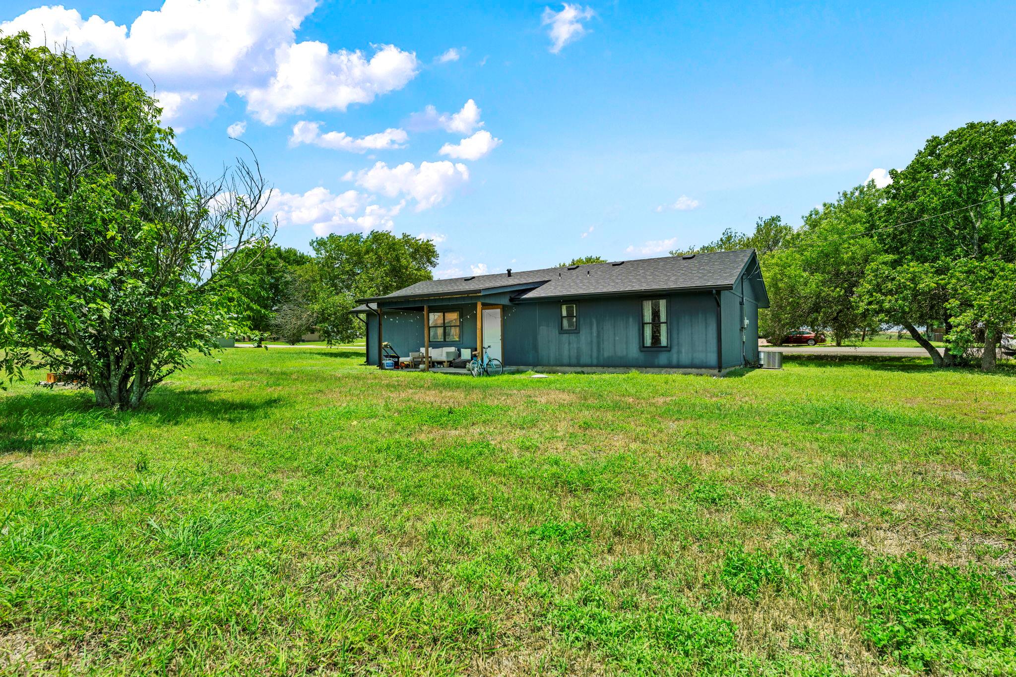 308 River Hills DR