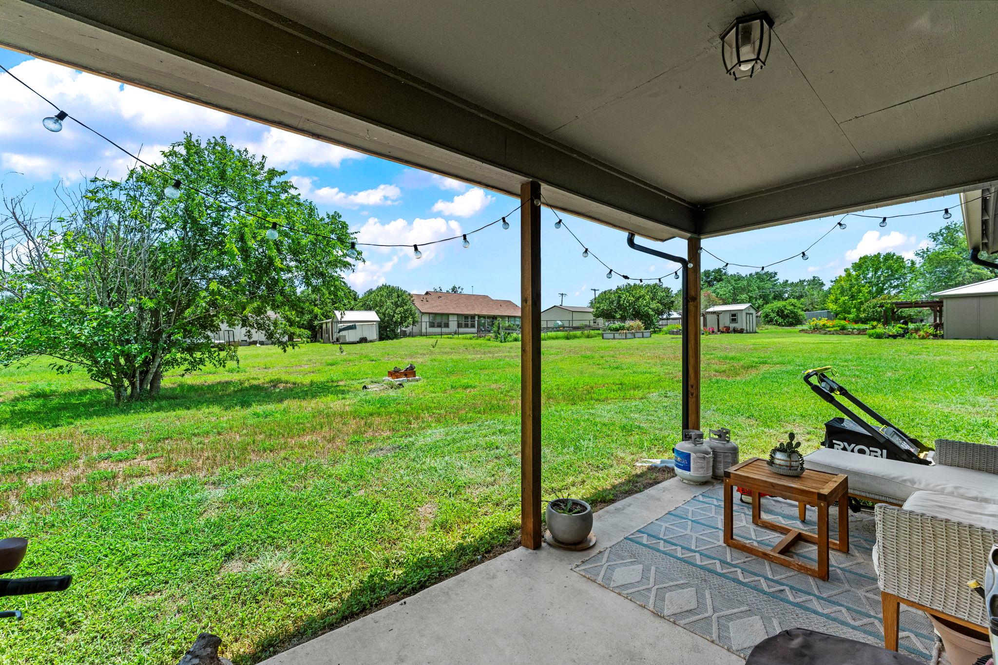 308 River Hills DR
