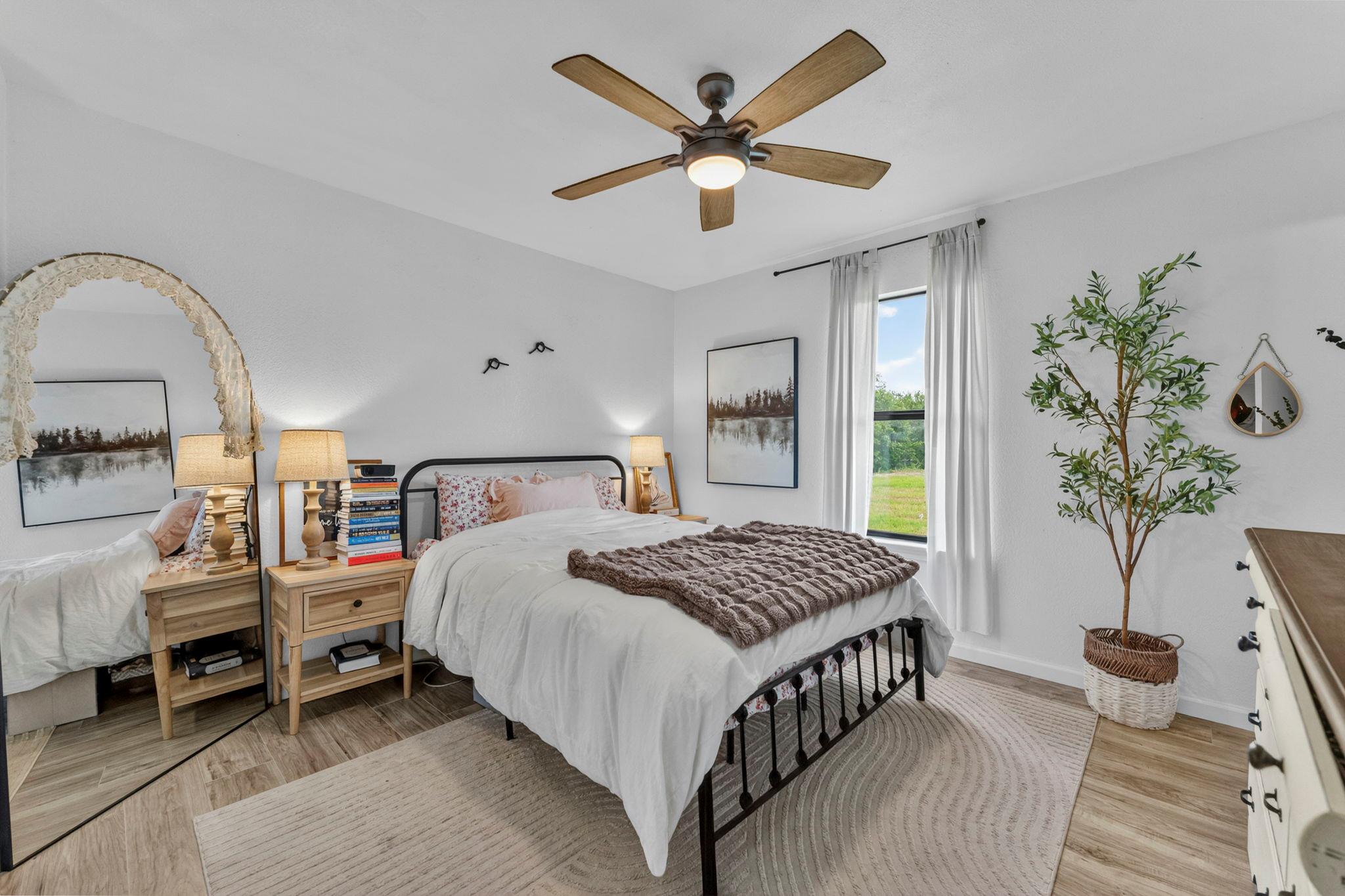 308 River Hills DR