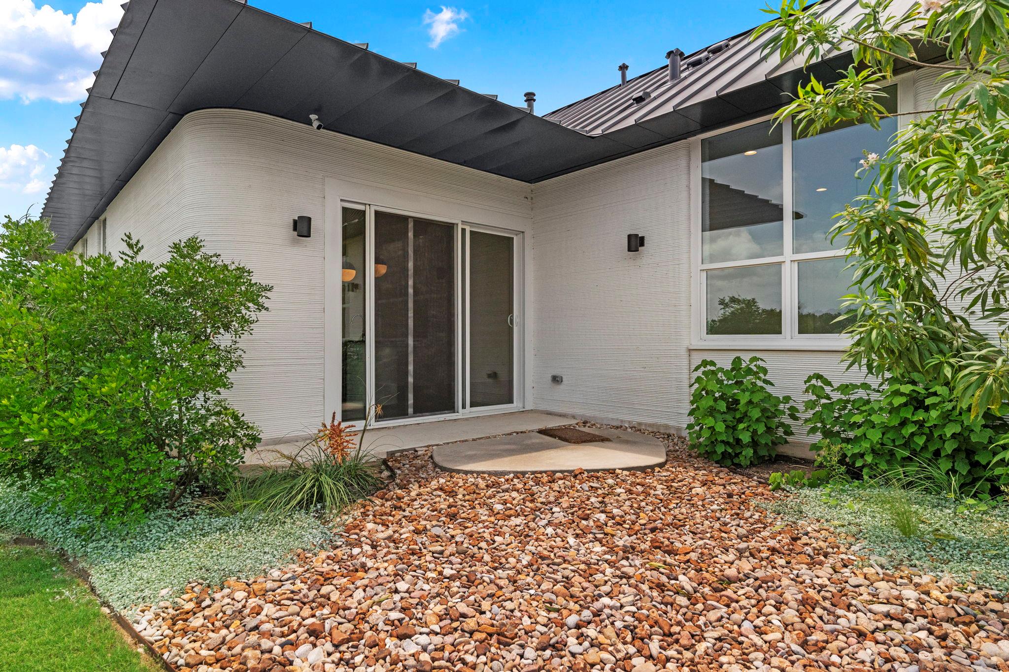 121 Rough Creek RD