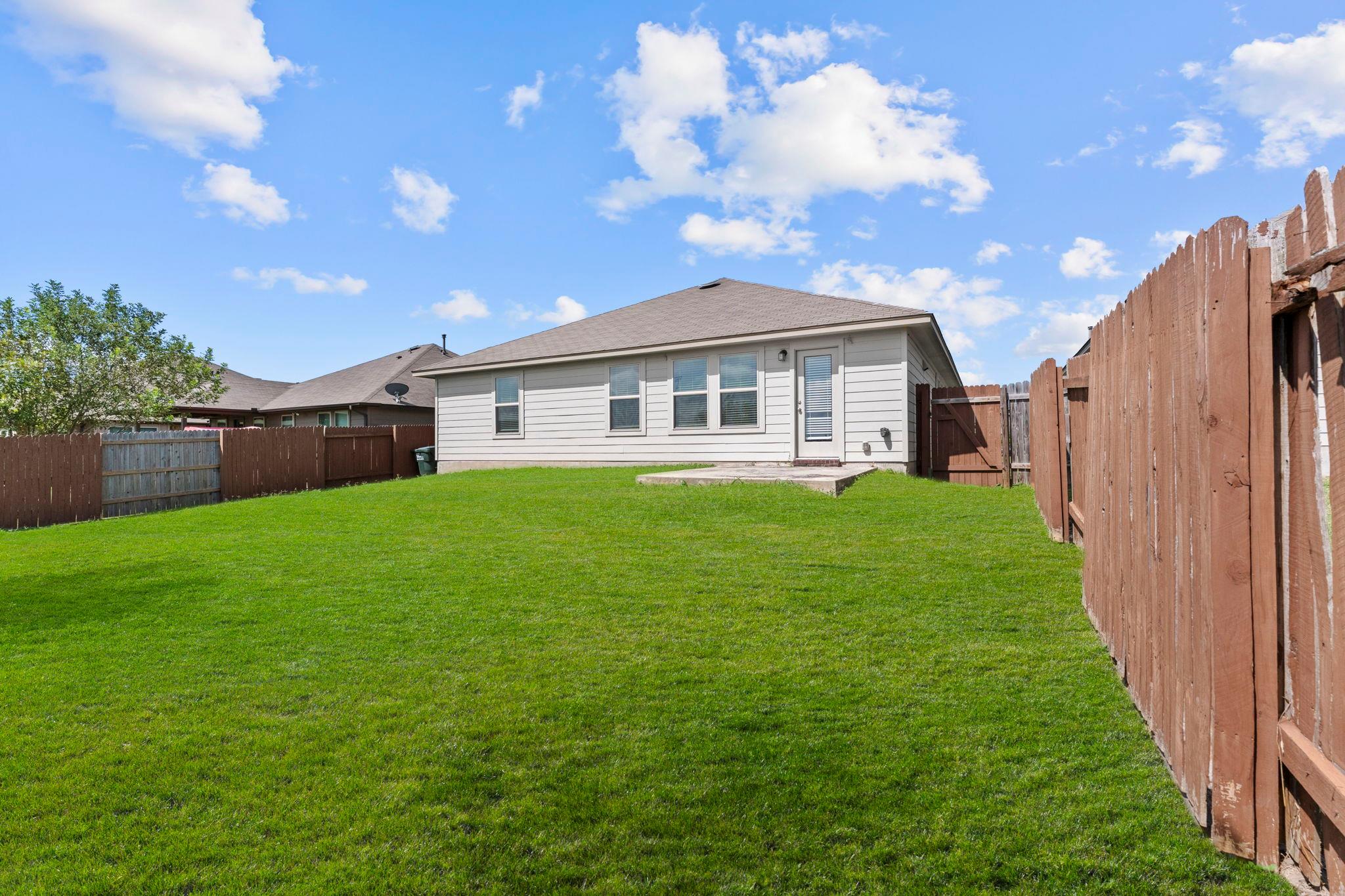 185 Silver Maple DR