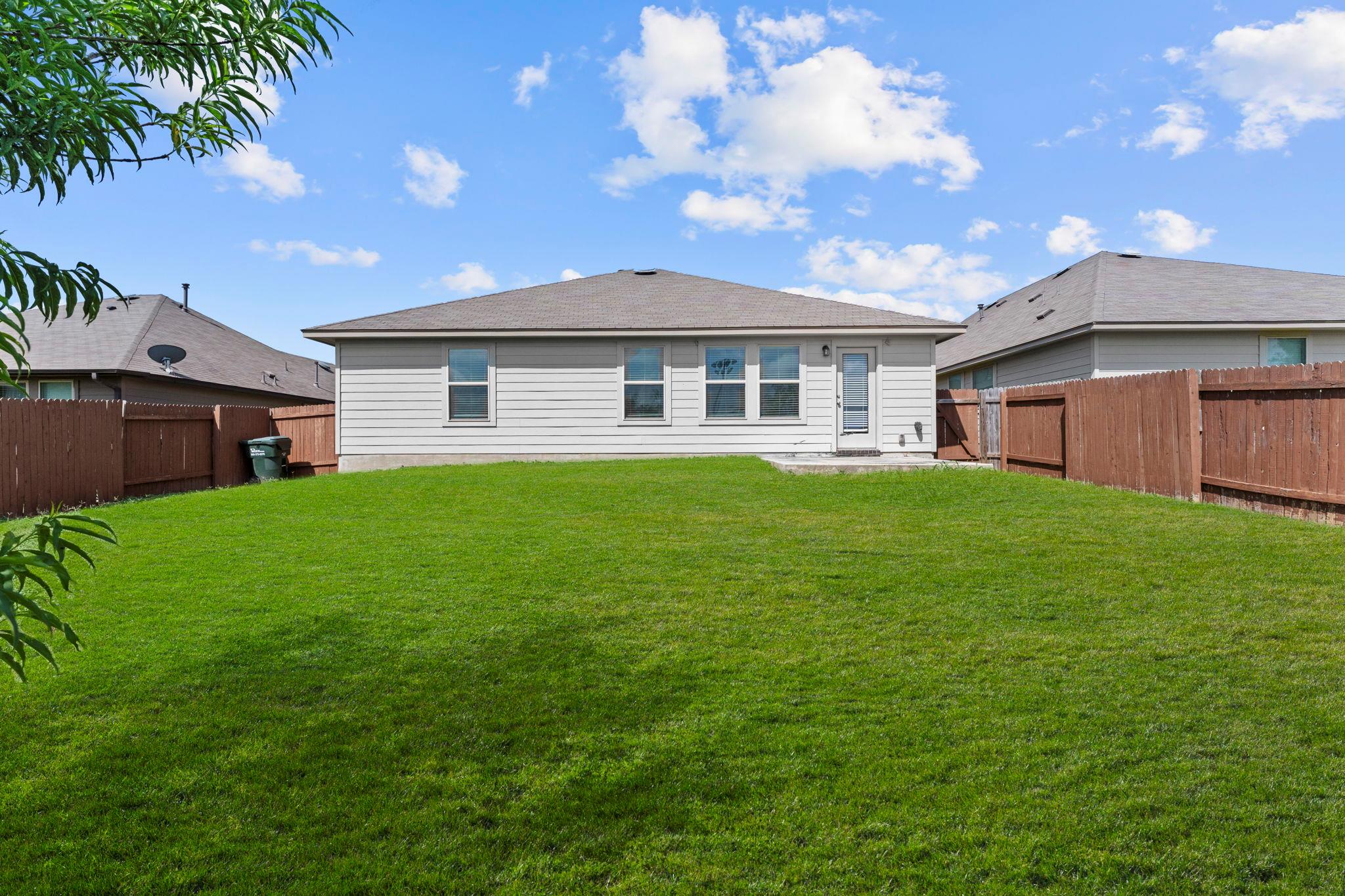 185 Silver Maple DR