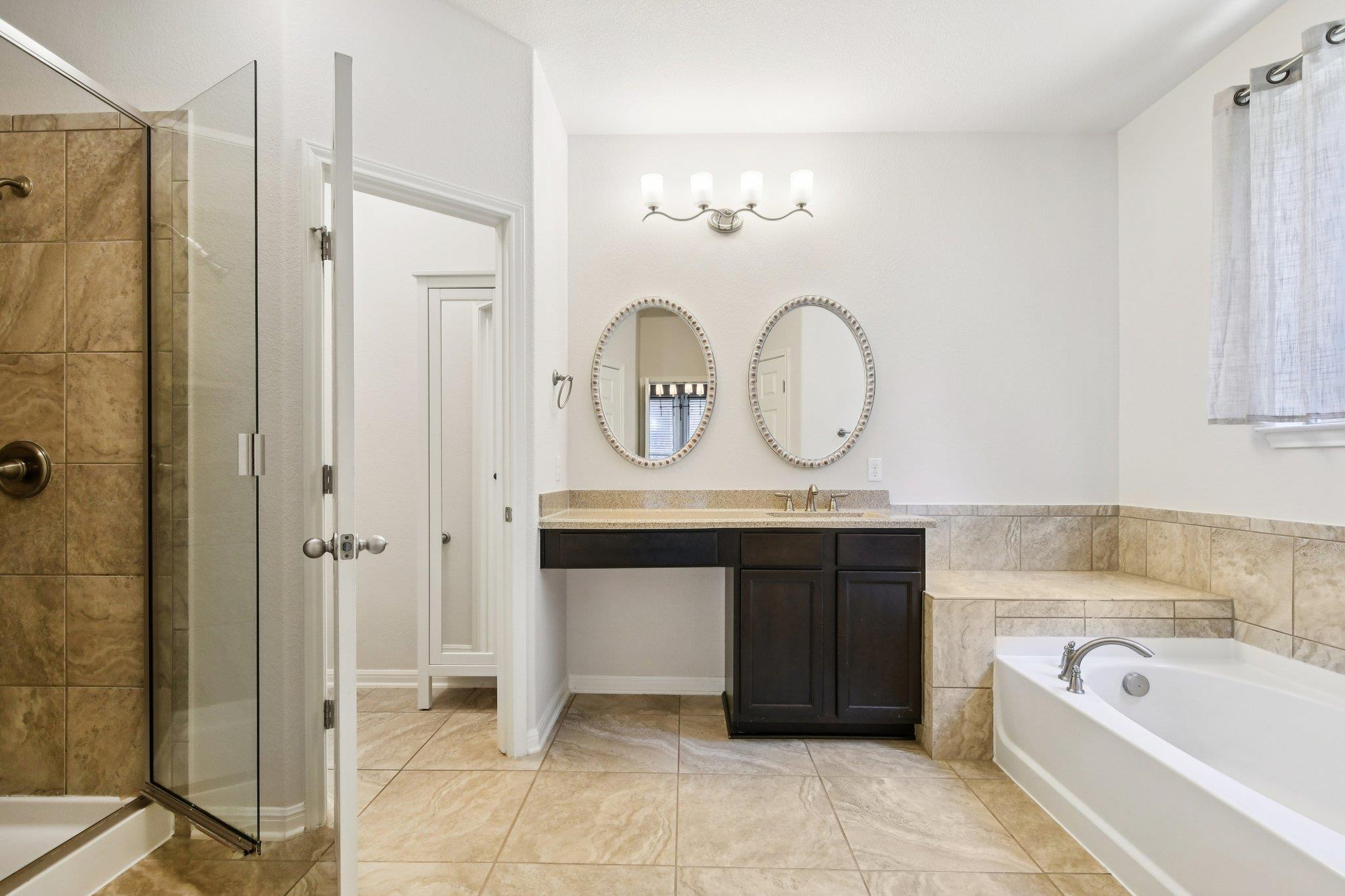 2244 Hilltop Climb DR