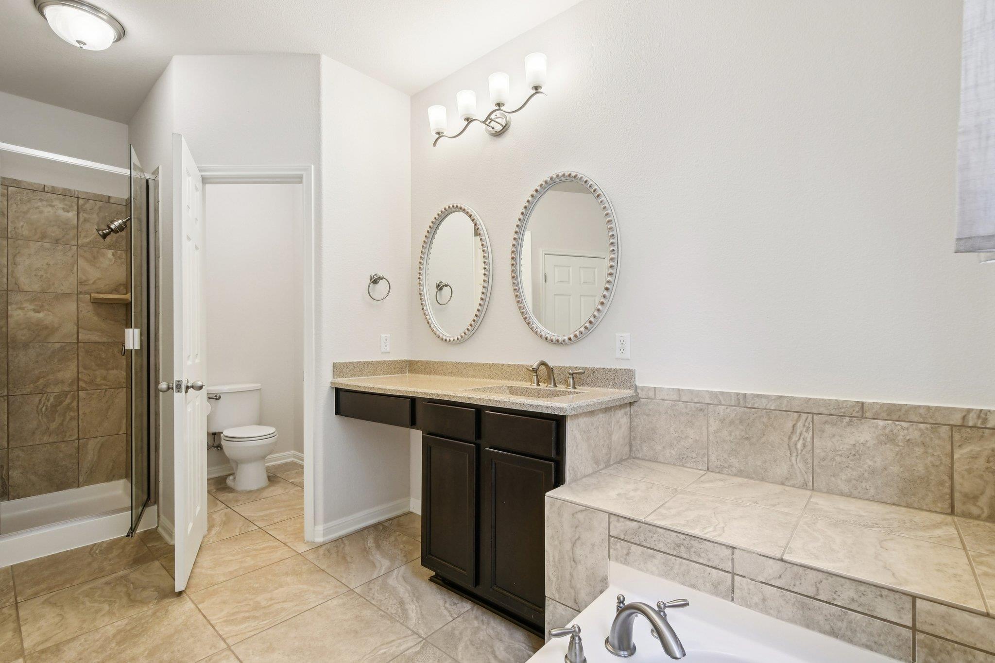 2244 Hilltop Climb DR