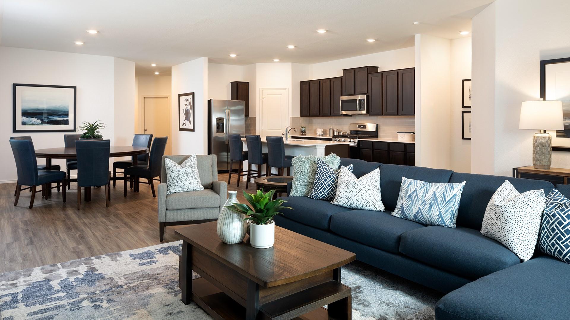 17812 Indigo Bunting LN