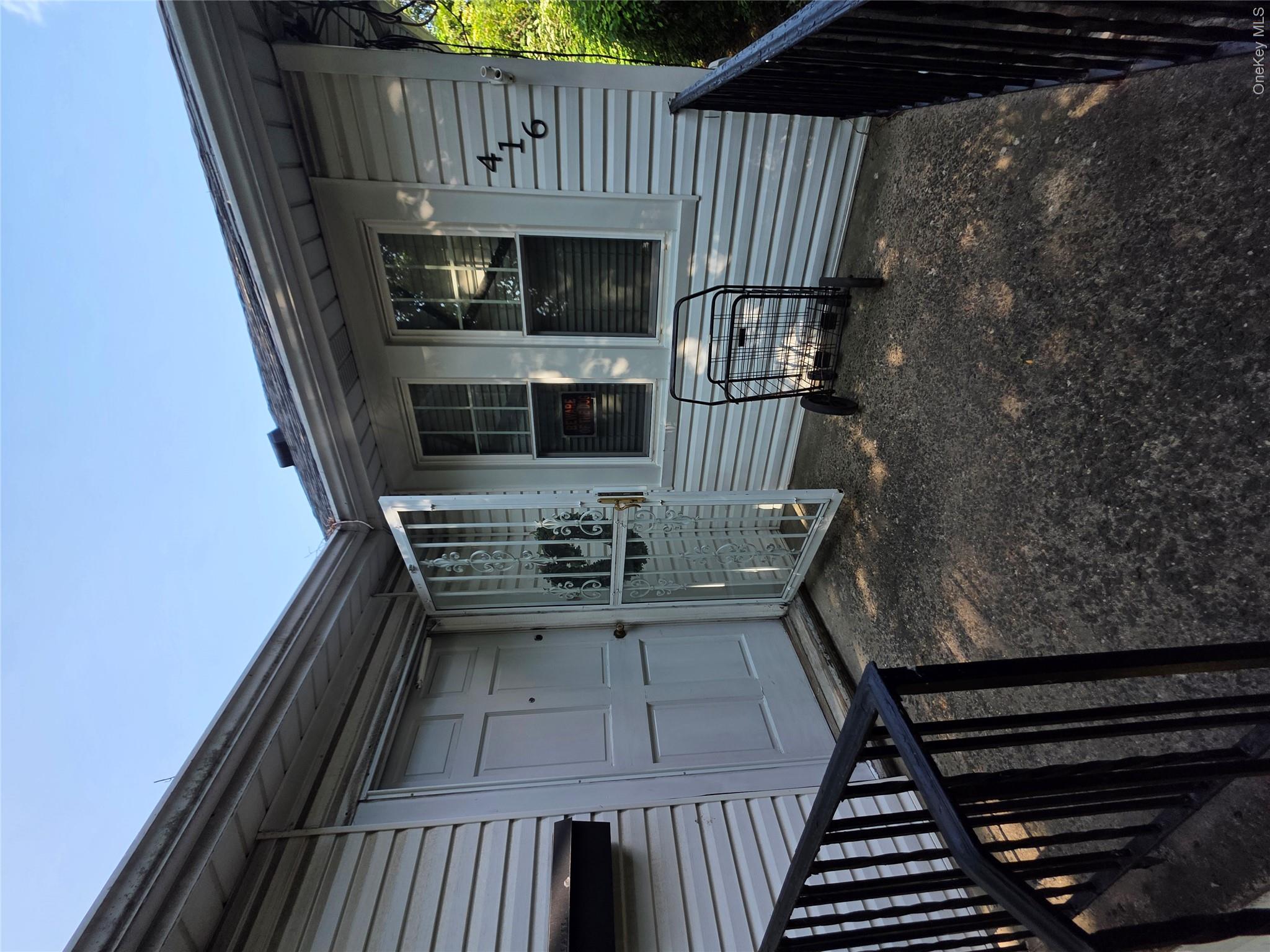 416 Minnieford Avenue