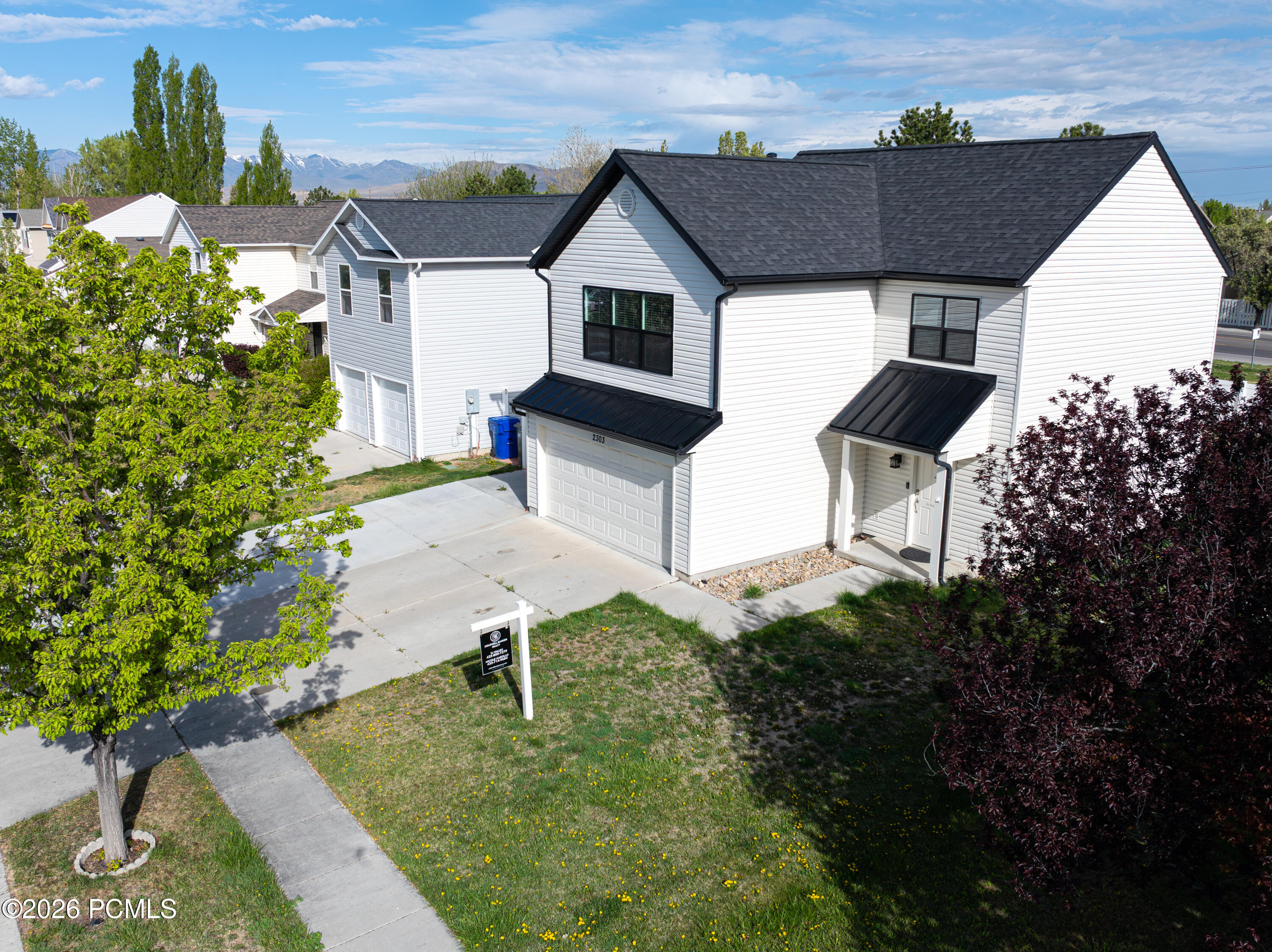 2303 E Hawthorne Street