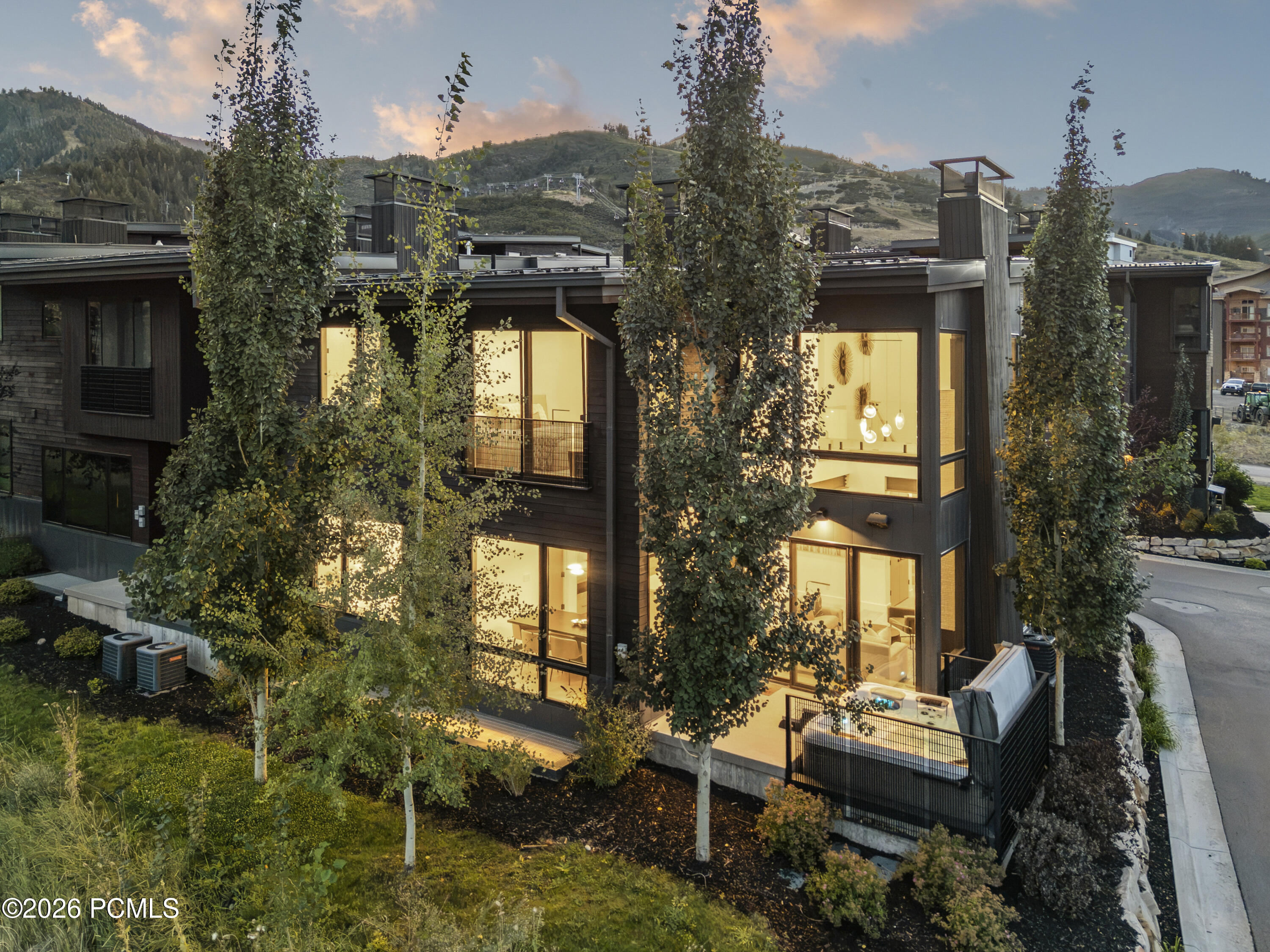 3576 Ridgeline Drive