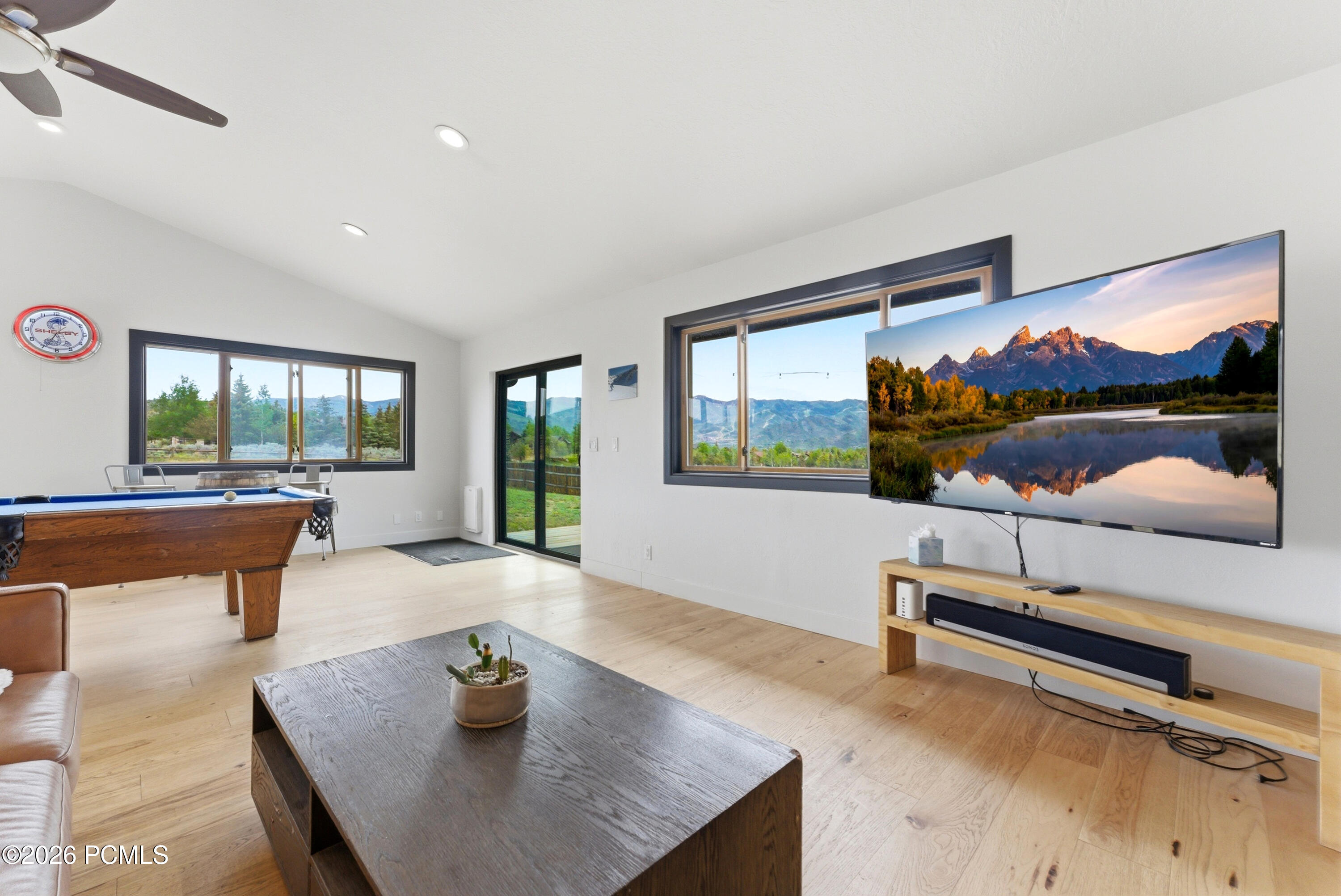 260 Starview Drive