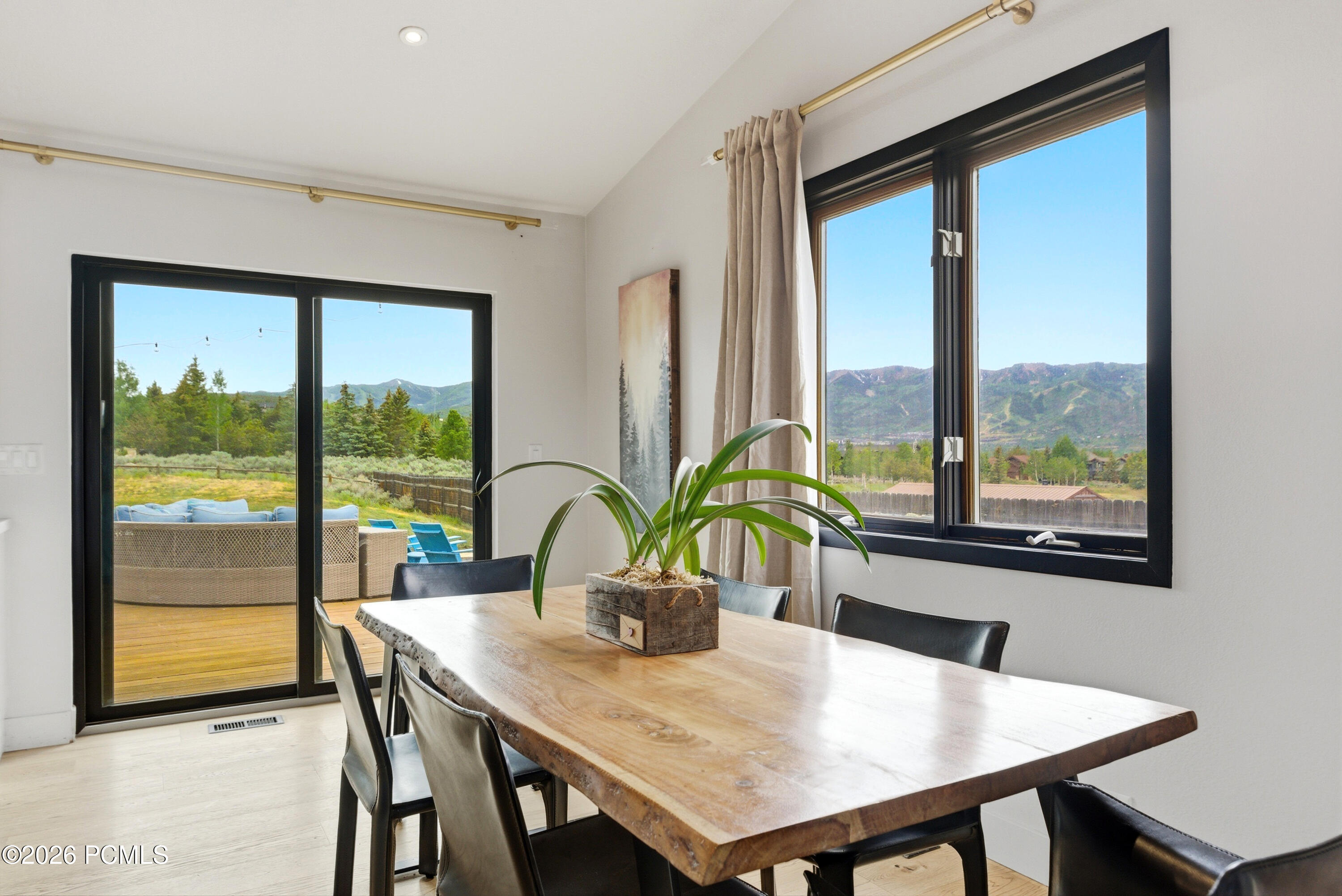 260 Starview Drive