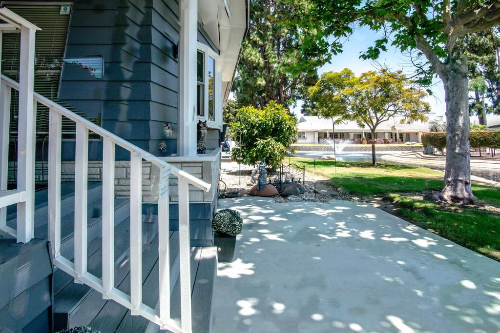 276 N El Camino Real 138