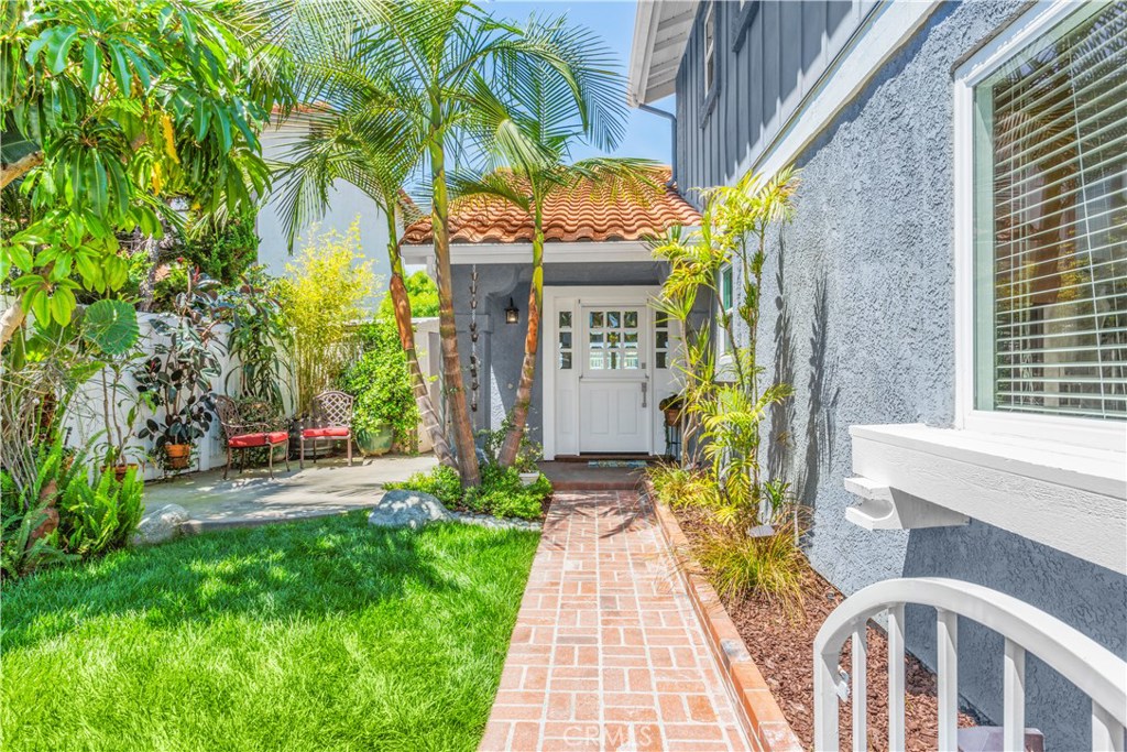 27711 Niguel Village Drive