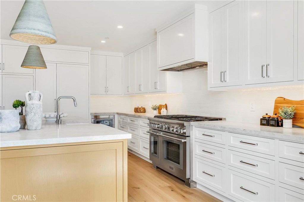 1759 Glenneyre Street