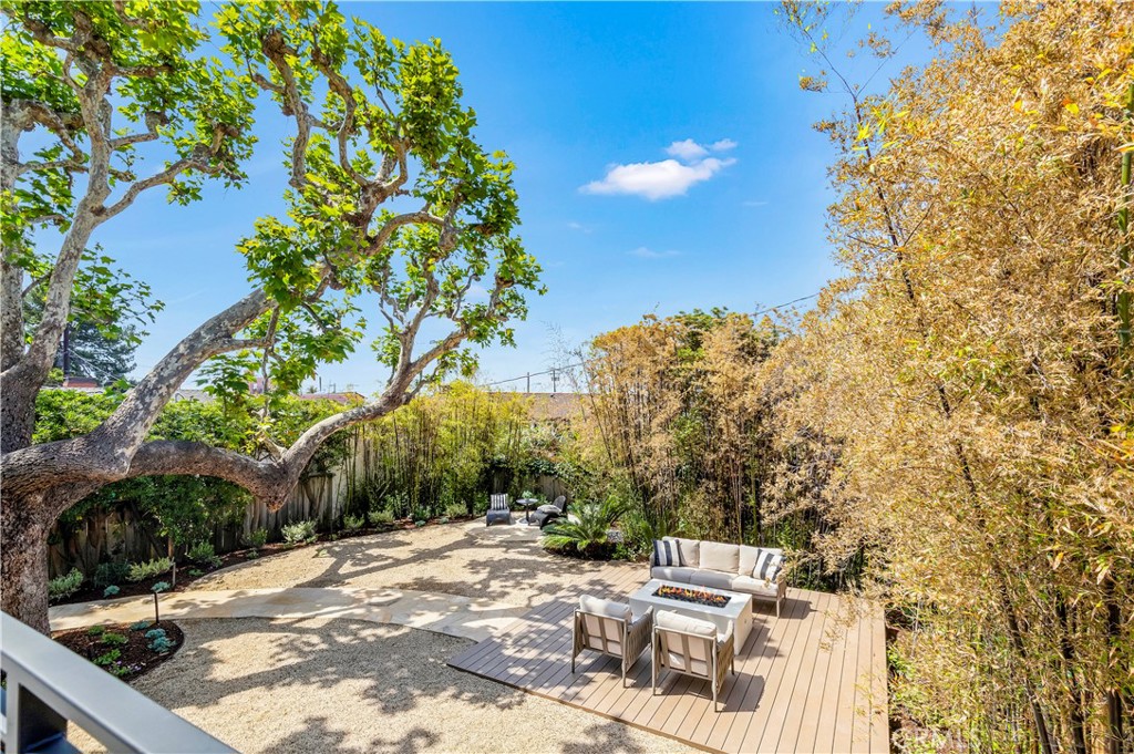 1759 Glenneyre Street