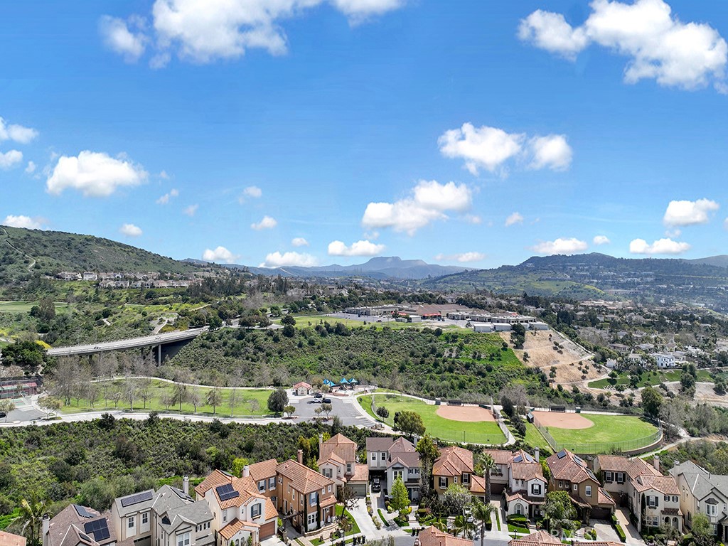 6 Via Oviendo
