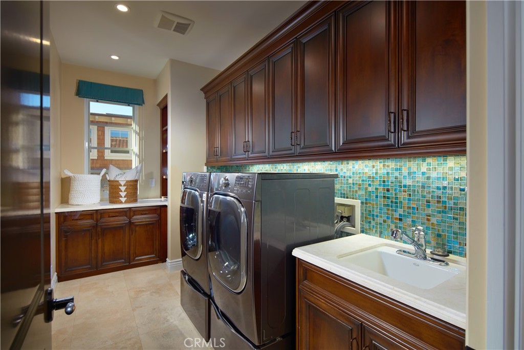 45 Beach View Avenue