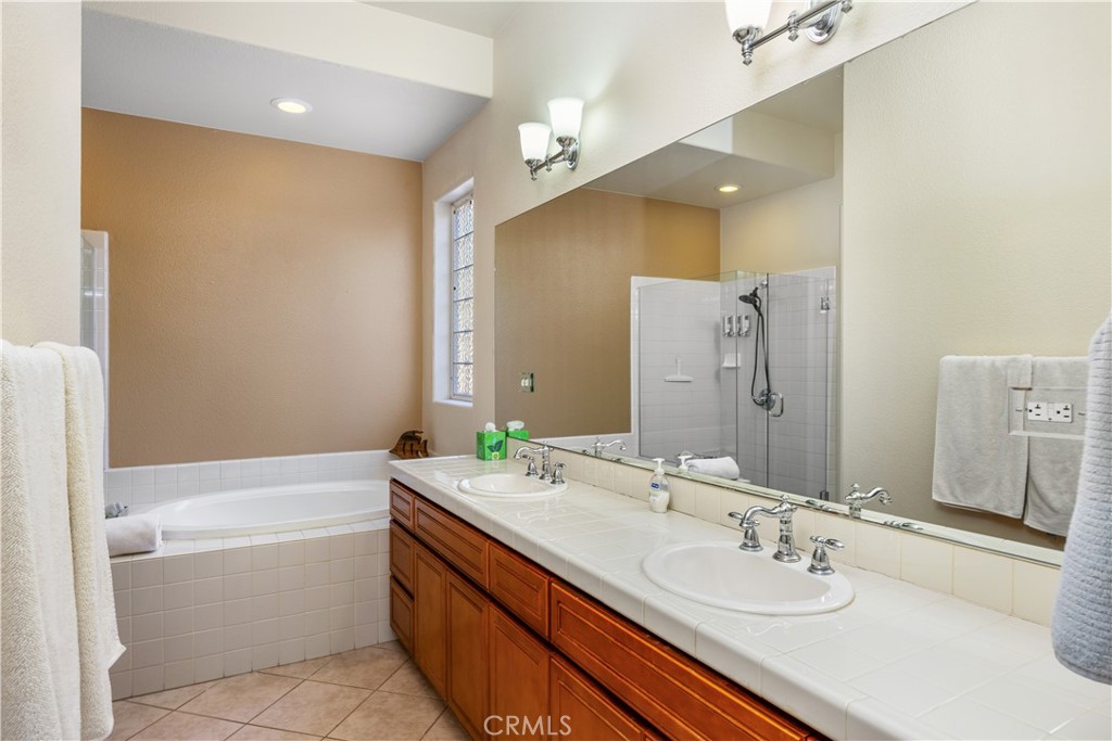 80878 Via Puerta Azul