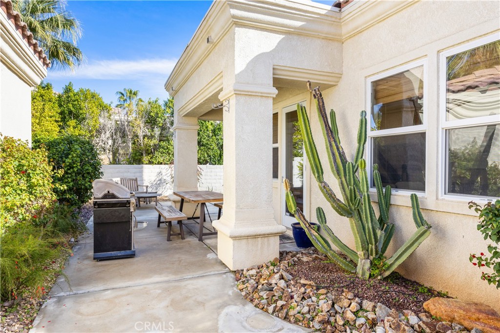 80878 Via Puerta Azul