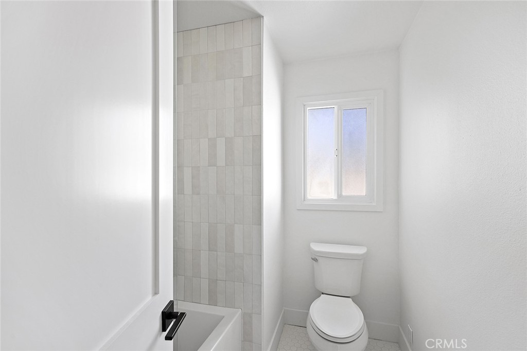 1741 Tustin Avenue 15