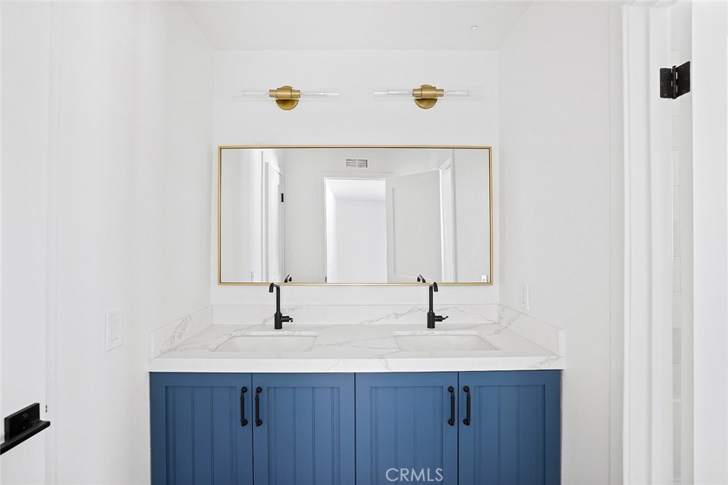 1741 Tustin Avenue 15