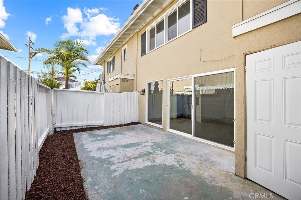 1741 Tustin Avenue 15