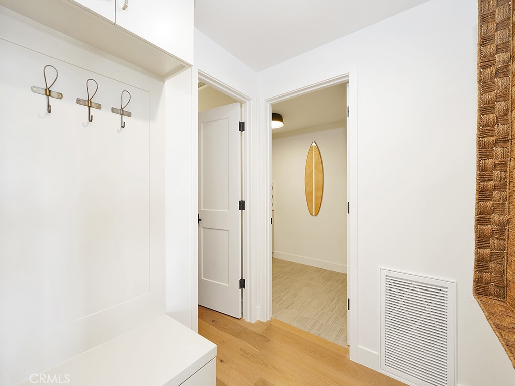 305 Avenida Cerritos