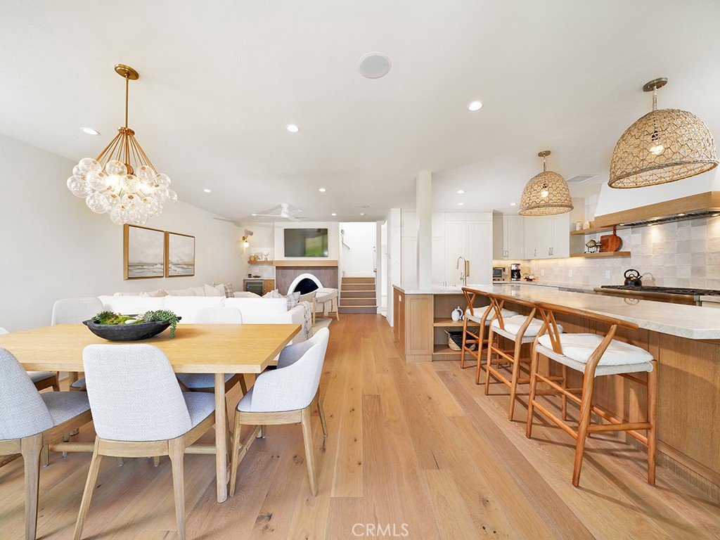 305 Avenida Cerritos