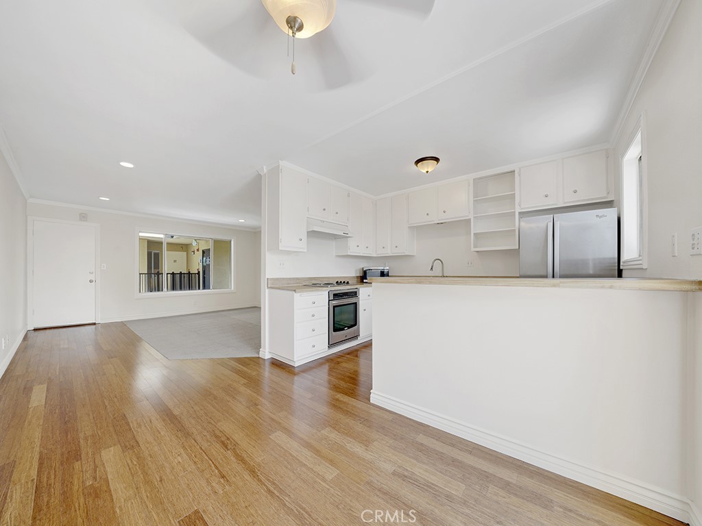 333 Newport Avenue 201