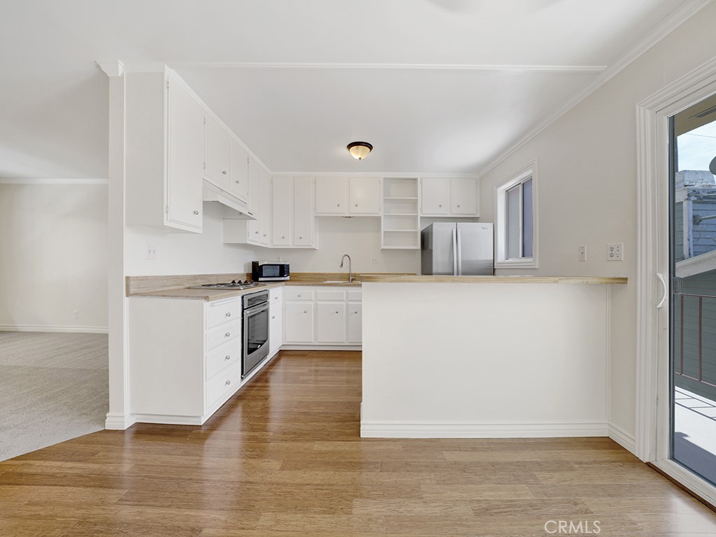 333 Newport Avenue 201