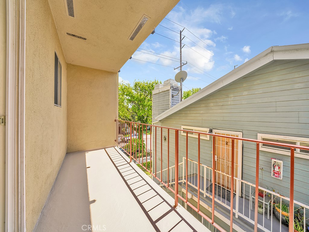 333 Newport Avenue 201