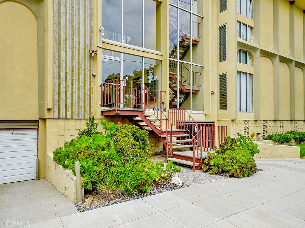 333 Newport Avenue 201