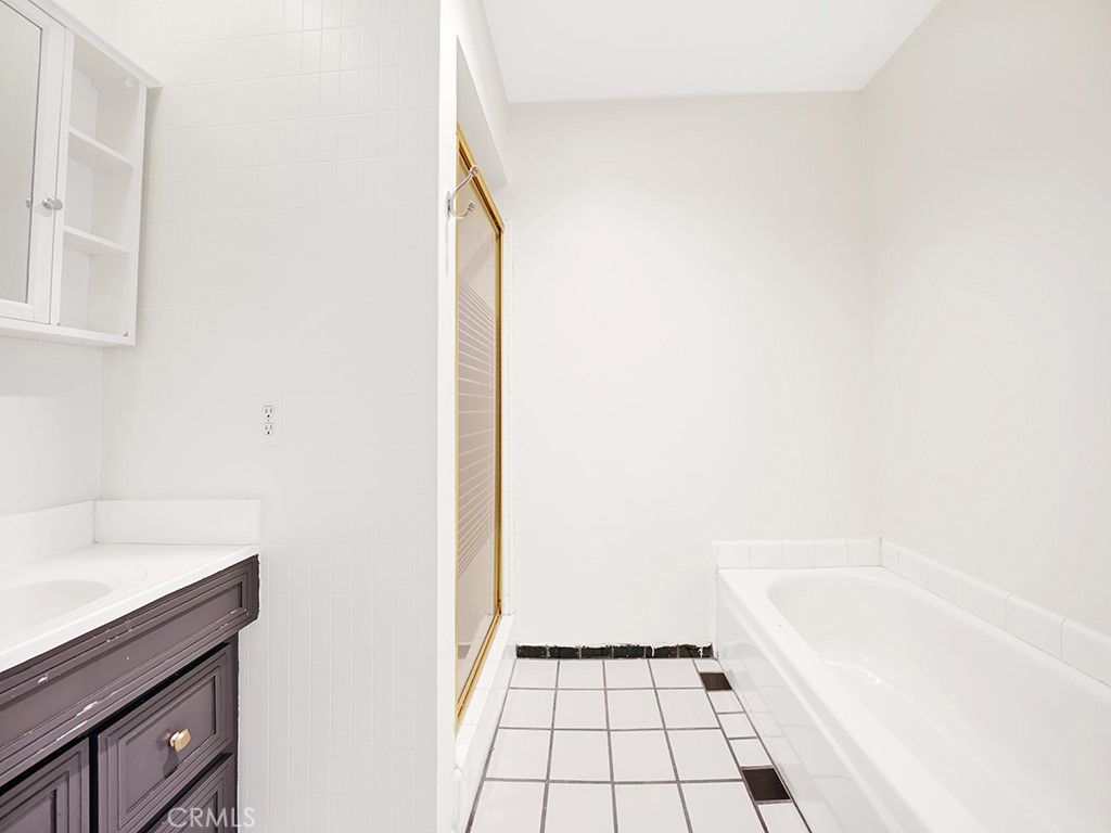 333 Newport Avenue 201