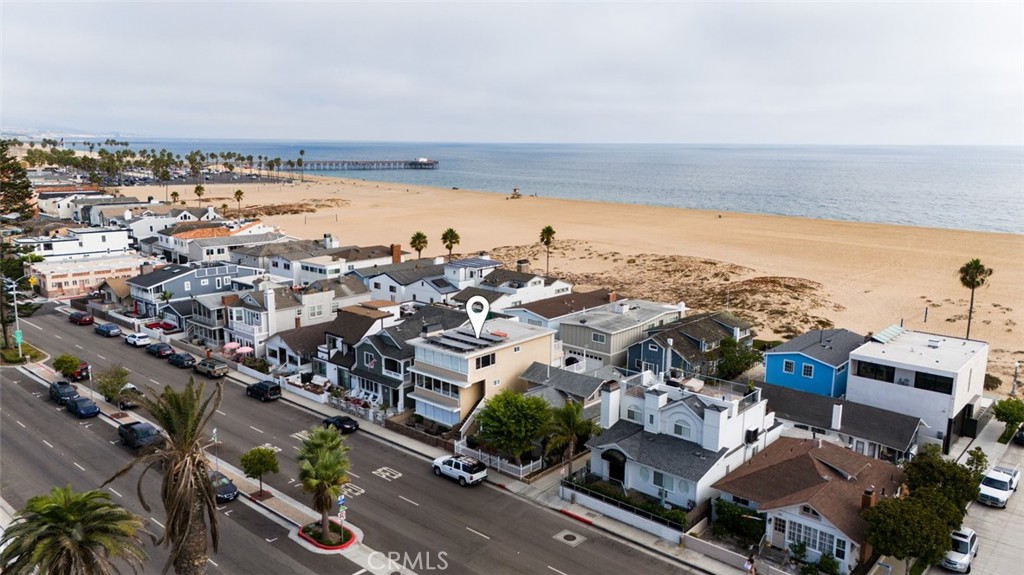 109 E Balboa Boulevard