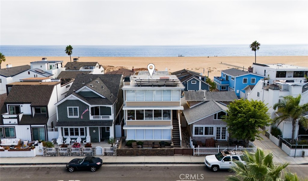 109 E Balboa Boulevard