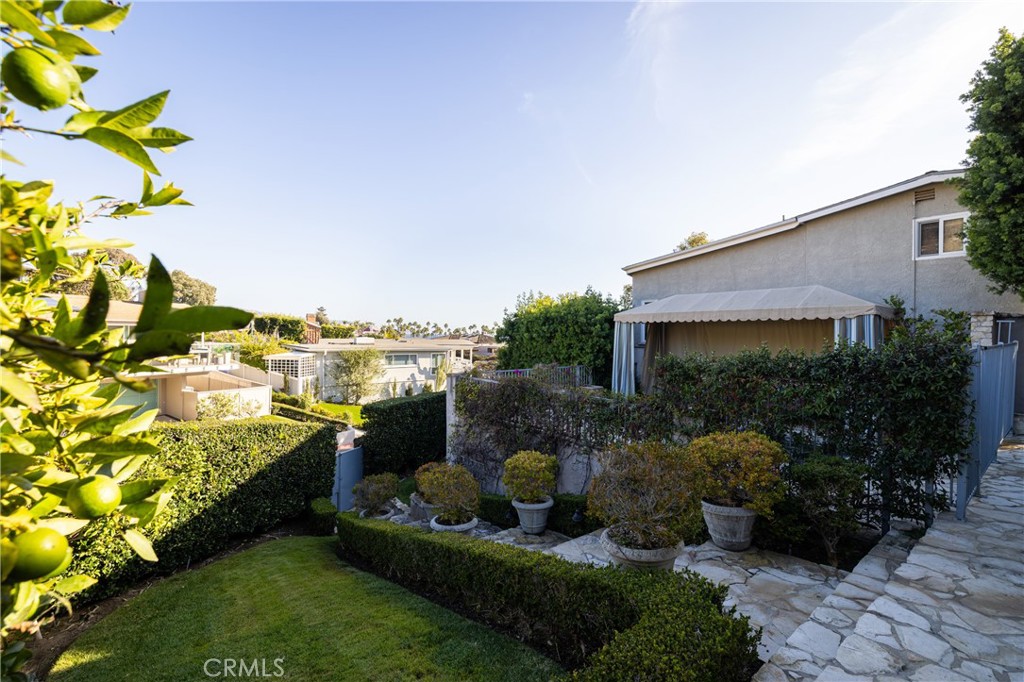 325 Crescent Bay Drive