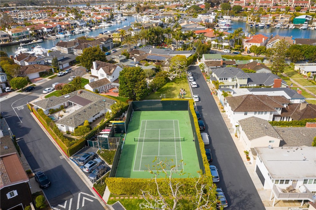 14 Beacon Bay