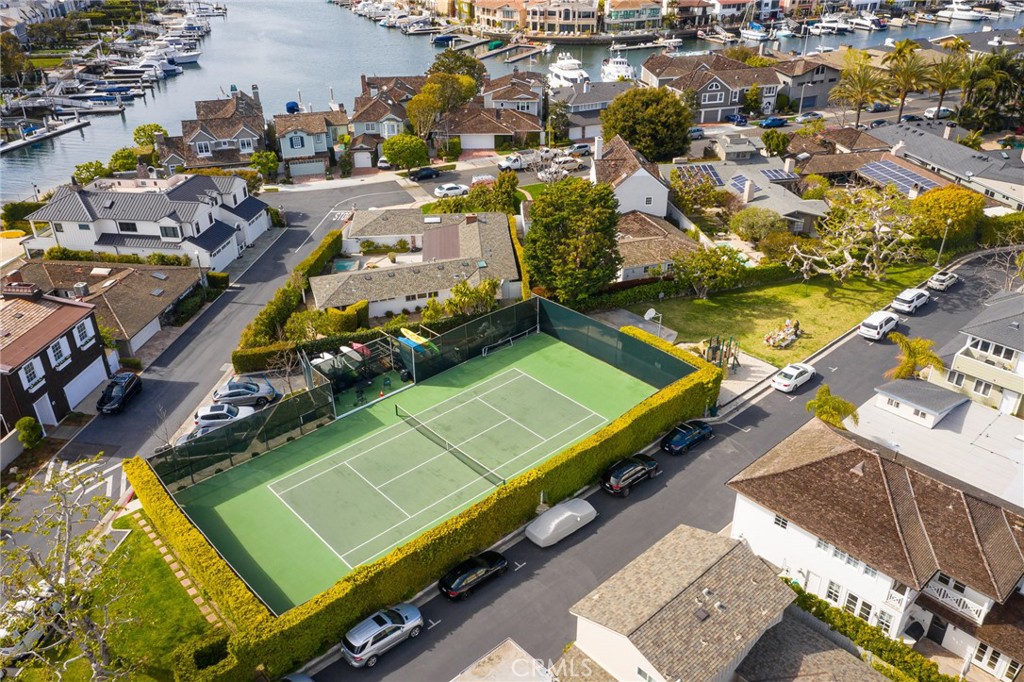 14 Beacon Bay
