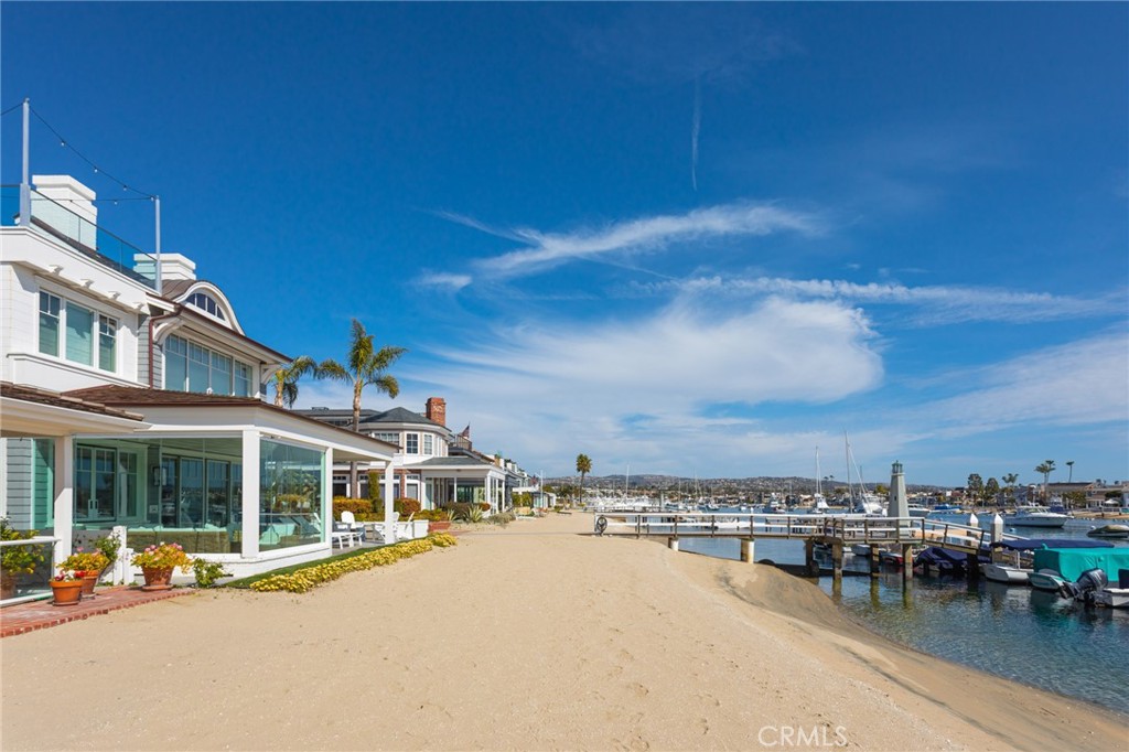 14 Beacon Bay