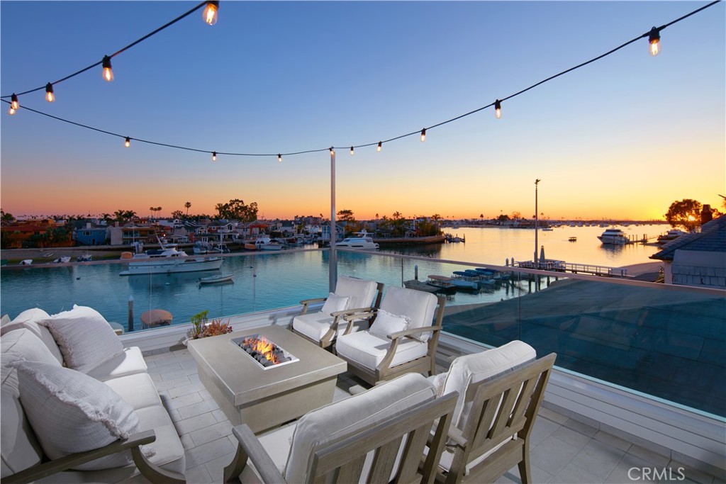 14 Beacon Bay