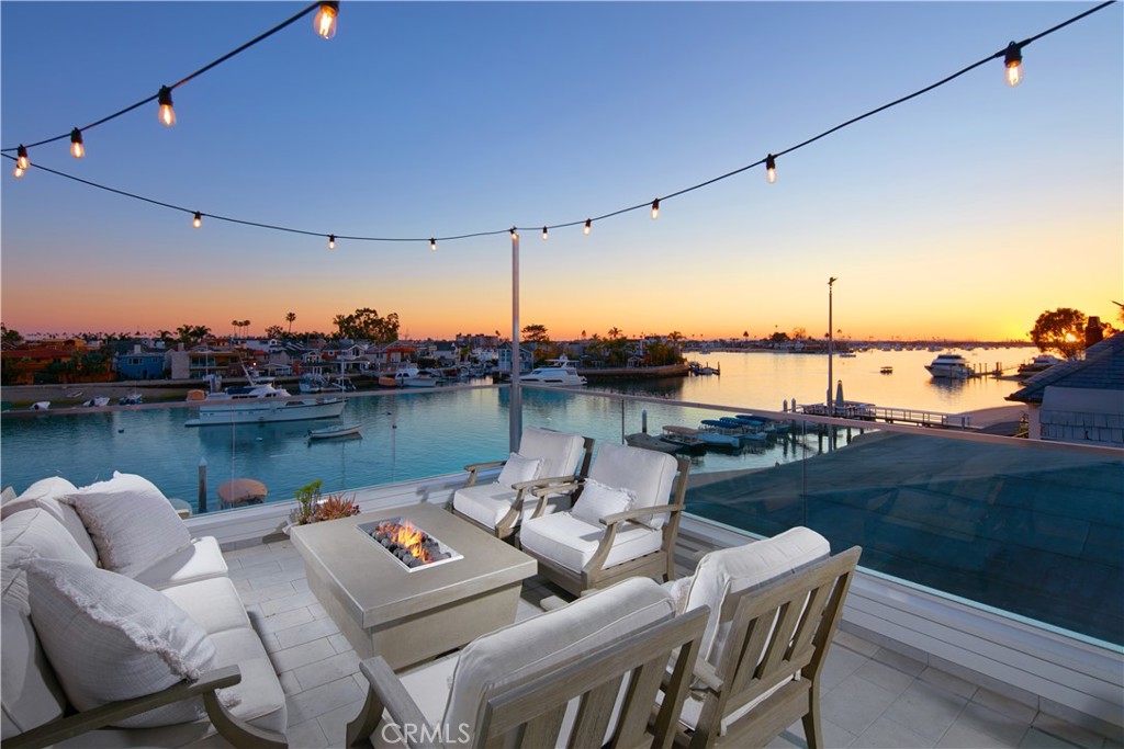14 Beacon Bay